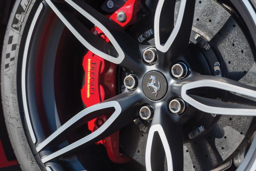 Колеса Ferrari 458 Speciale A 2014 года  (NA) (фото 20 из 34)